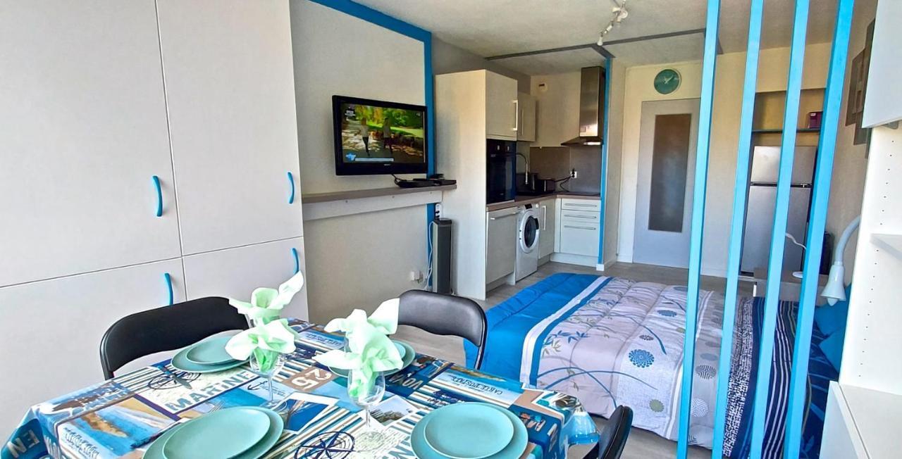 Hypercenter 27 M With Wifi And Shared Pool Leilighet Fréjus Eksteriør bilde