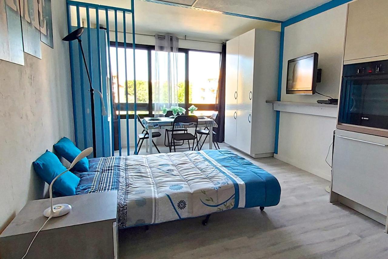 Hypercenter 27 M With Wifi And Shared Pool Leilighet Fréjus Eksteriør bilde