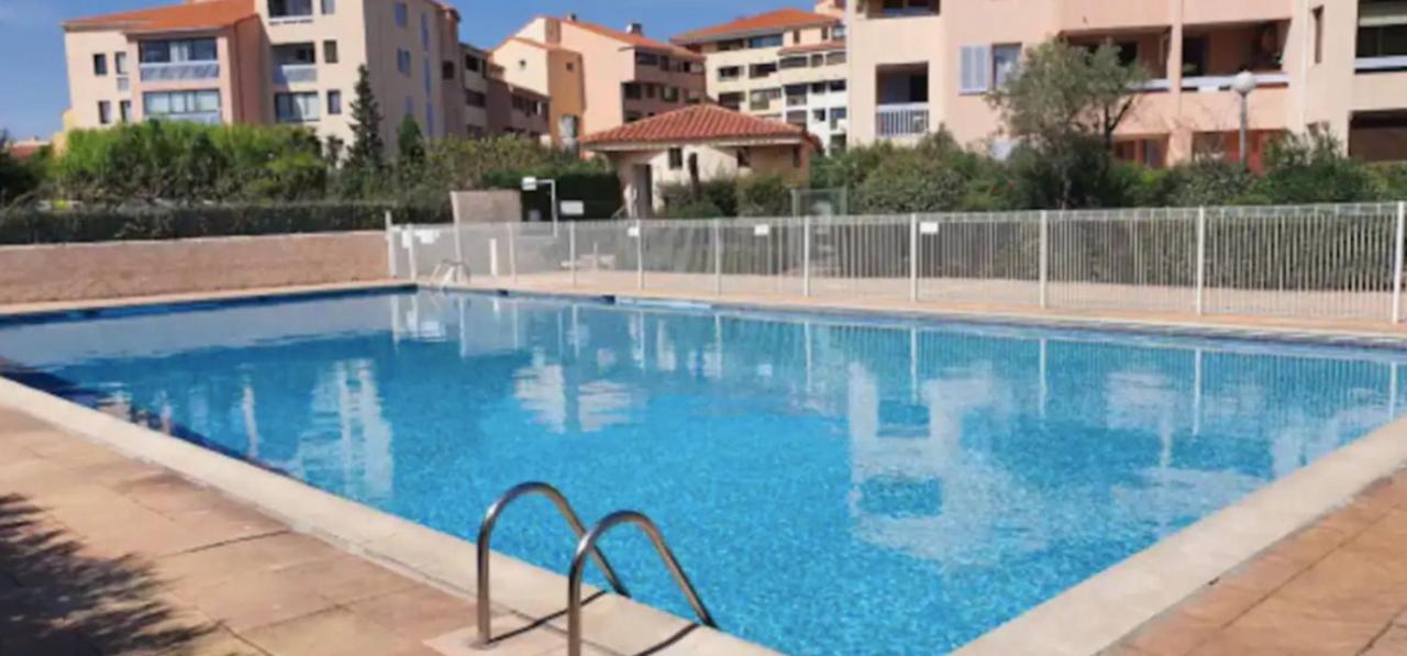 Hypercenter 27 M With Wifi And Shared Pool Leilighet Fréjus Eksteriør bilde